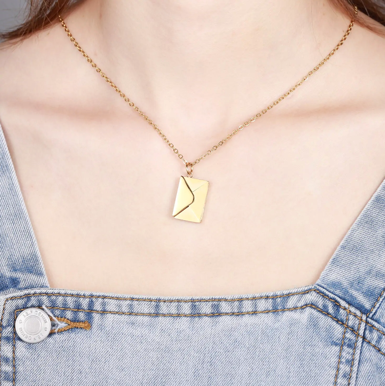 Envelope Necklace - Cindy's Shop