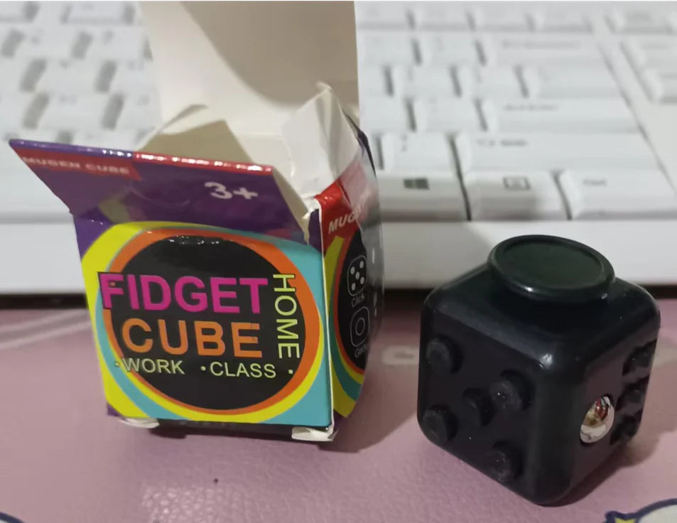 6-Sided Decompression Fidget Cube - Cindy's Shop